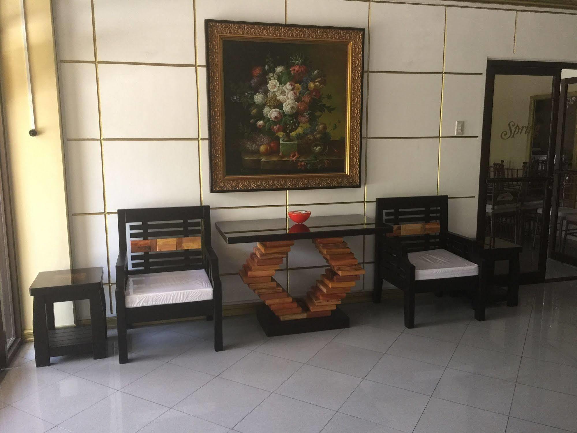 สปริง พลาซ่า โฮเต็ล Hotel ดาสมารินญาส ภายนอก รูปภาพ