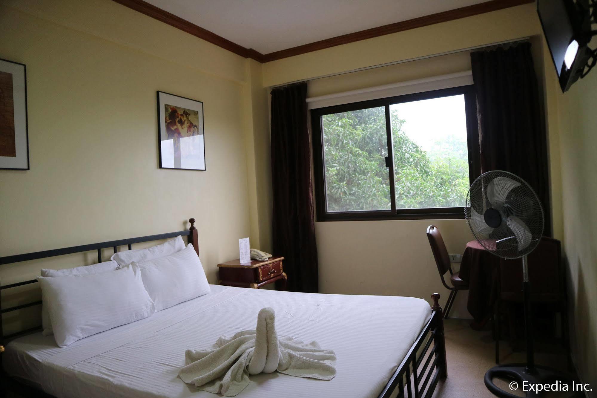 สปริง พลาซ่า โฮเต็ล Hotel ดาสมารินญาส ภายนอก รูปภาพ